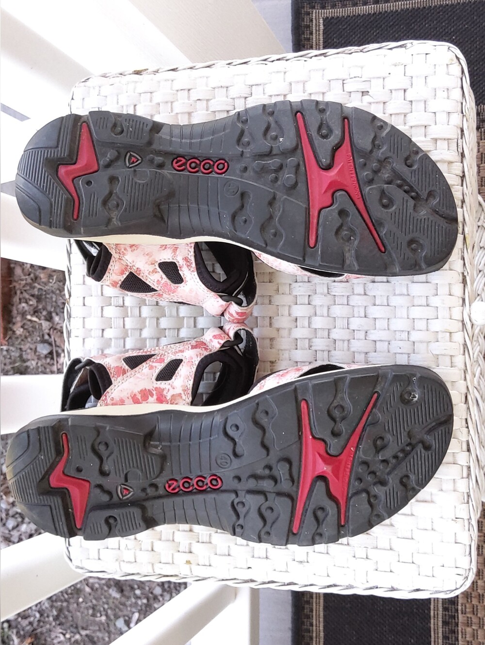 Ecco Yucatan Floral Sandals Size 9-9.5 - Picture 5 of 5
